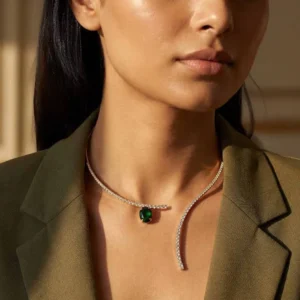 Statement necklace